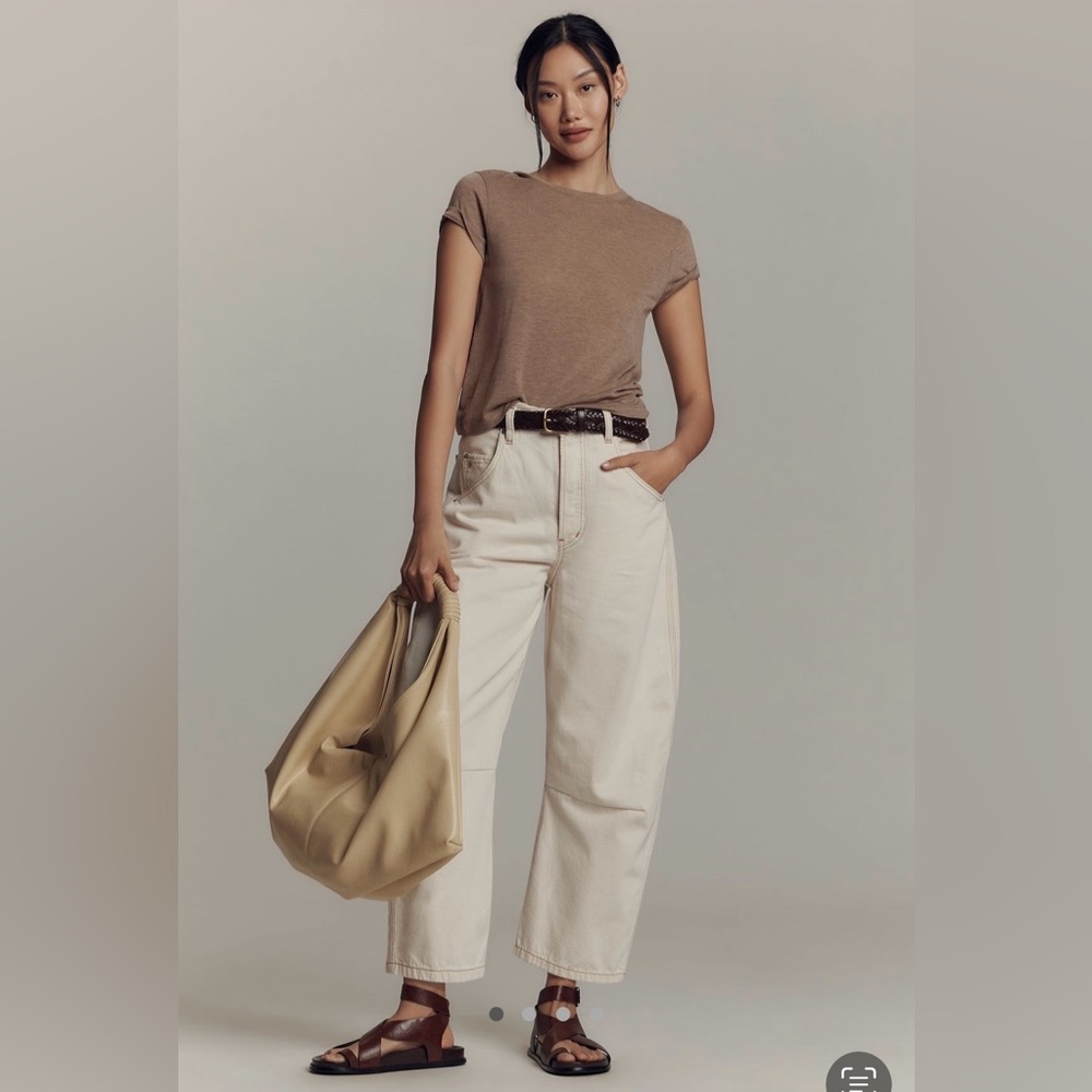 Ética Quinn High-Rise Relaxed Barrel Jeans in Parchment - NWT size 27